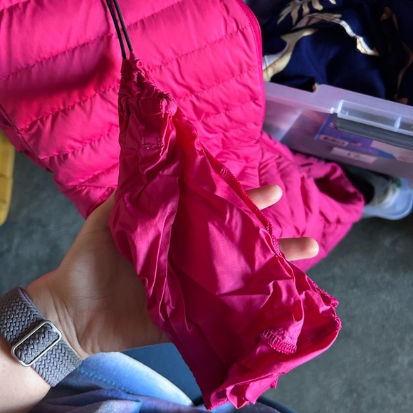 Lululemon Pack It Down Puffer Jacket in Calypso Pink, Size 4 - Picture 13 of 13